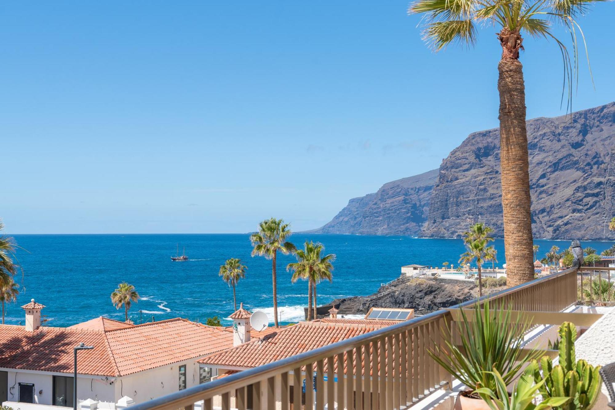 Home With Stunning View By Dream Homes Tenerife Puerto de Santiago  Exterior photo